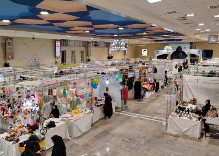 گزارش تصویری نمایشگاه عرضه محصولات صنایع دستی، پوشاک،غذایی و زیور آلات به روایت تصویر