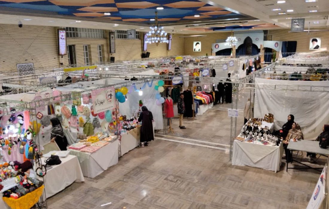 حمایت از بانوان تولیدکننده مشاغل خانگی از جمله اهداف برگزاری نمایشگاه عرضه محصولات صنایع دستی، صنایع تولیدی و پوشاک است