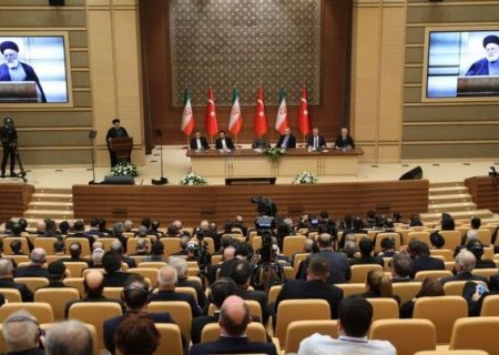 رئیسی در نشست مشترک فعالان اقتصادی ایران و ترکیه: ایران و ترکیه ظرفیت‌های متنوعی برای گسترش همکاری‌های مشترک اقتصادی دارند