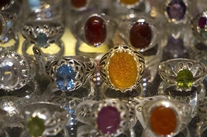 پرداخت ۴۱۷ میلیارد ریال تسهیلات به هنرمندان صنایع دستی قم