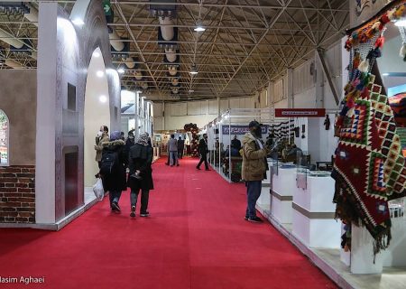 با حضور رئیس‌جمهور صورت گرفت؛  آغاز به کار هفدهمین نمایشگاه بین‌المللی گردشگری و صنایع وابسته