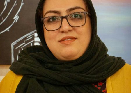 نیازخاکی از هنرمندان سرشناس در عرصه نقاشی و شعر/ هنرمند عاشق دیده شدن هنرش است