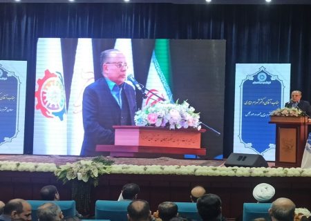 معاون رییس‌جمهور: ۱۲۷ میلیارد دلار یارانه پنهان در کشور توزیع می‌شود