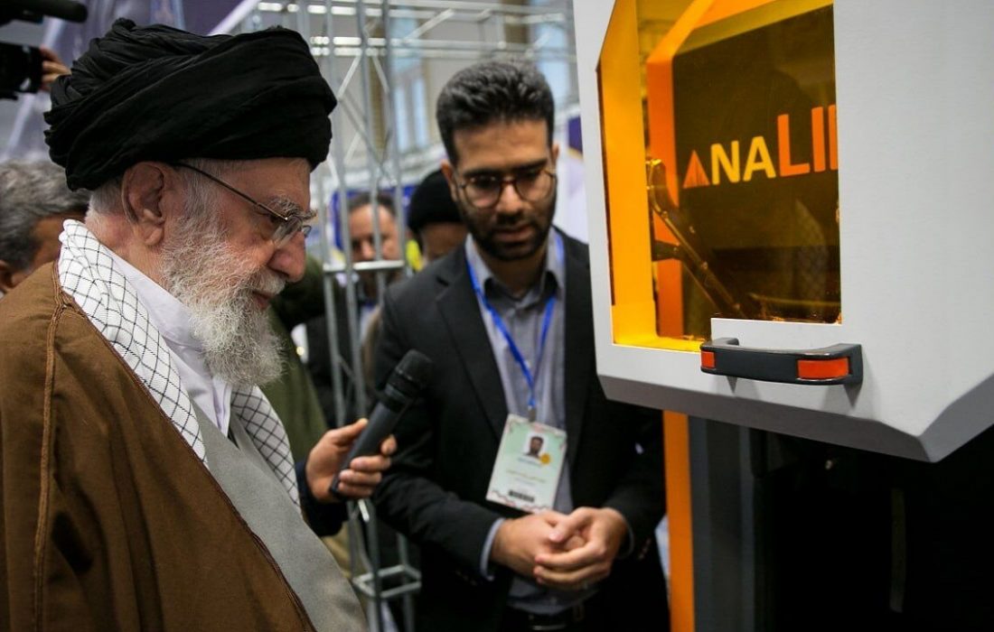 رهبر معظم انقلاب: تنها راه پیشبُرد کشور استفاده از توانمندی‌های بخش خصوصی است