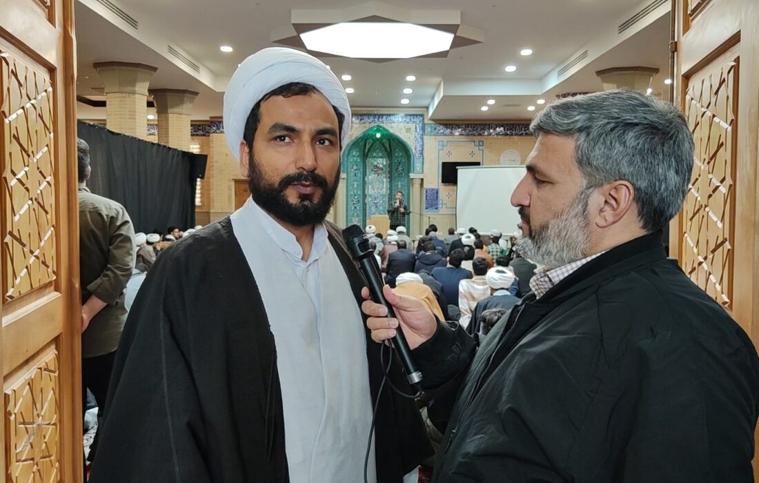 حضور طلاب نقش آفرین در ایام نیمه شعبان با هدف خدمت به زائران امام عصر(عج)