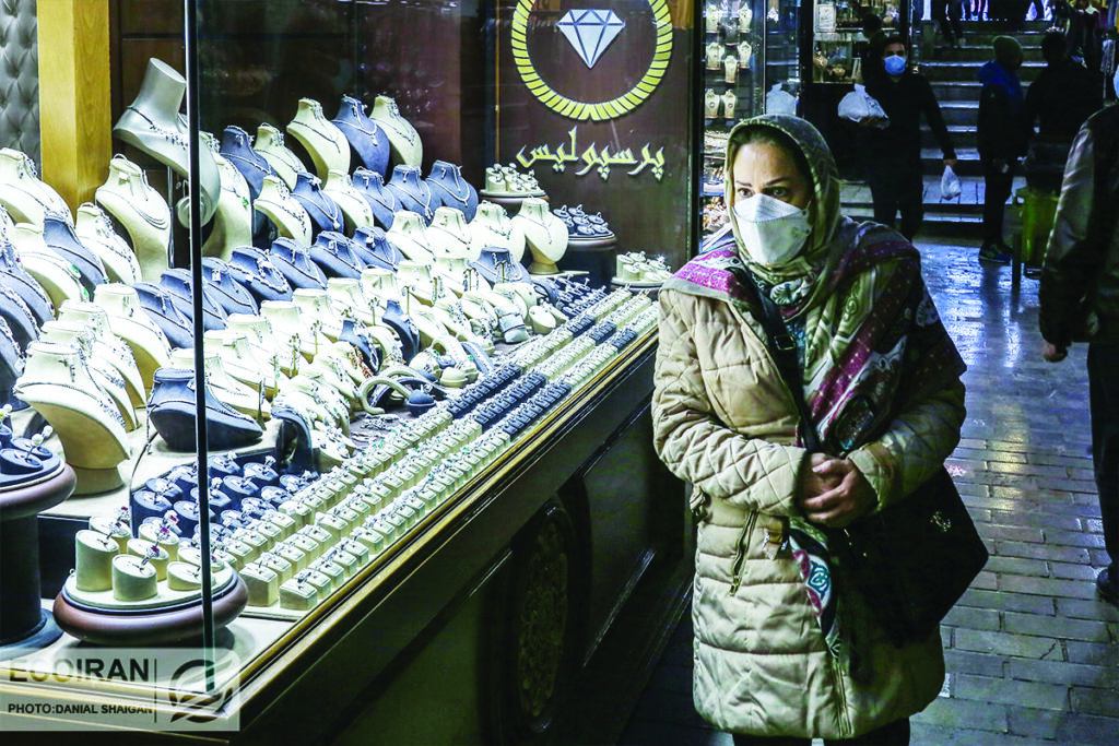 از سرمایه گذاری روی نقره، طلا و مسکن چه می دانید؟ مصائب سرمایه گذاری در بازارهای ایران