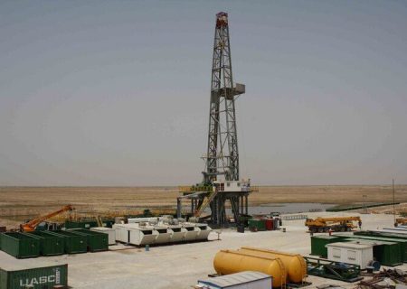 ایران یک میلیارد دلار برای خرید دکل‌های حفاری سرمایه‌گذاری می‌کند/سرمایه‌گذاری برای توسعه تجهیزات