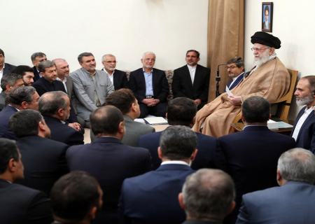 رهبر معظم انقلاب: امروز برای خدمت به مردم فضا مناسب و فرصت‌ها بسیار است