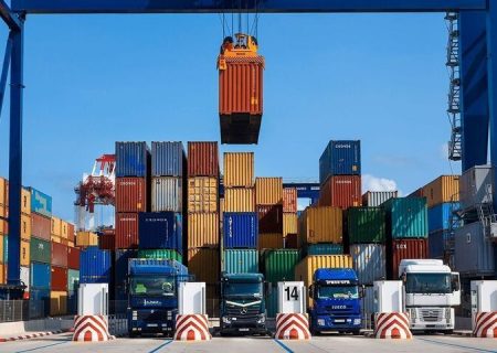 معاون وزیر اقتصاد:مسیر سبز برای واردات و صادرات کالا فراهم شده است