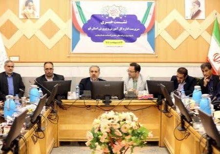 تشریح برنامه‌های هفته معلم در قم