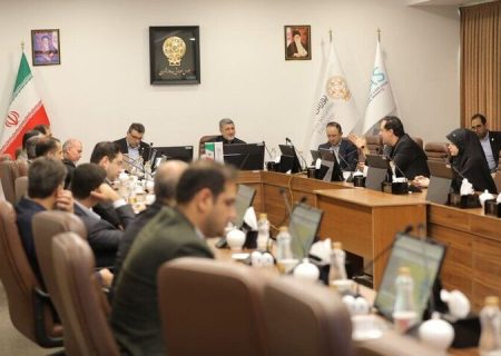 باید بازاری متعادل، نقدشونده و قابل اعتماد داشته باشیم