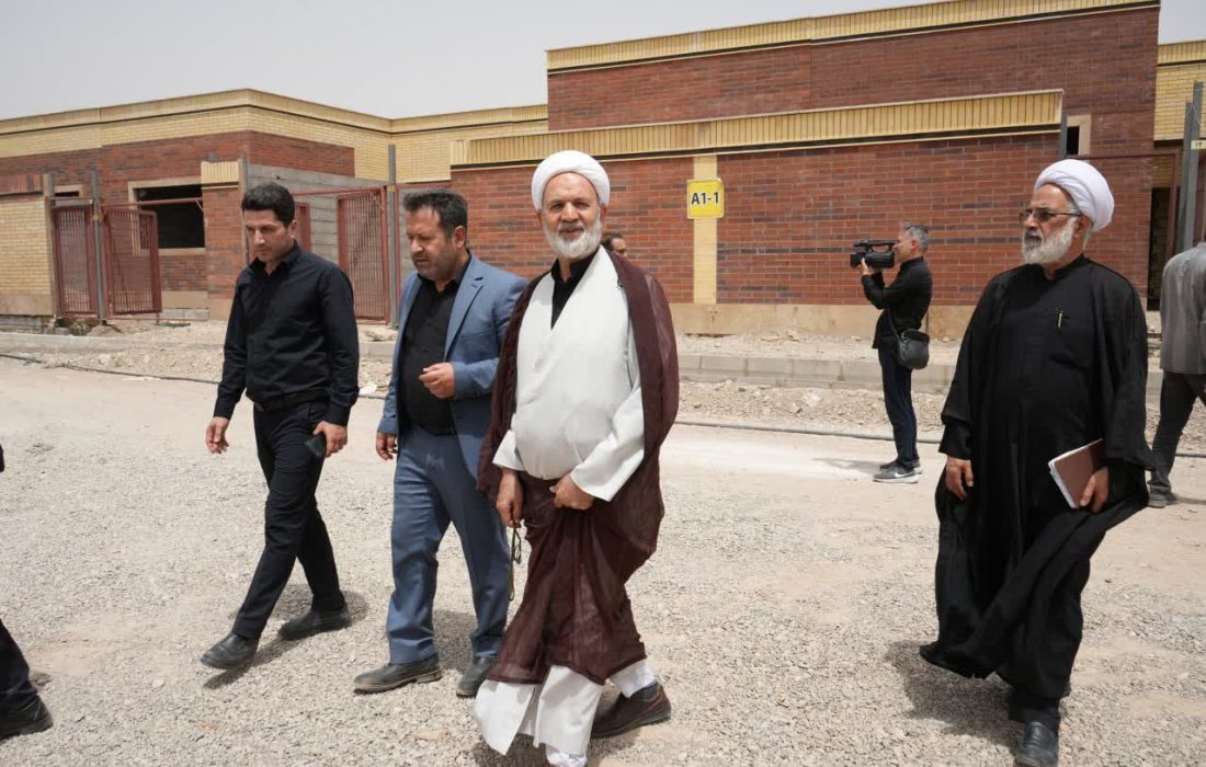 نماینده مجلس از پیشرفت پروژه ۴۰۰۰ واحدی مسکن ملی طایقان بازدید کرد