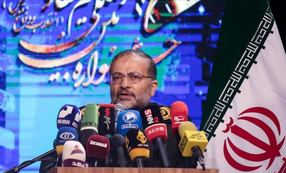 سردار سلیمانی : امروز در نبردی تاریخی میان جبهه حق و باطل قرار داریم