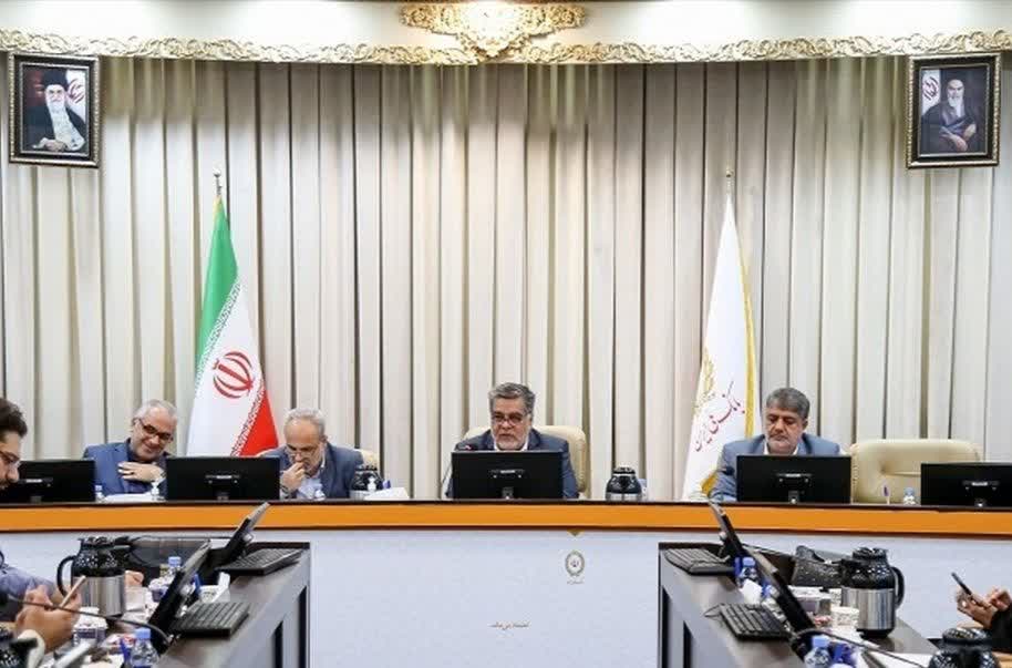 ارائه خدمات بانکی به یک میلیون مشتری بانک ملی در قم