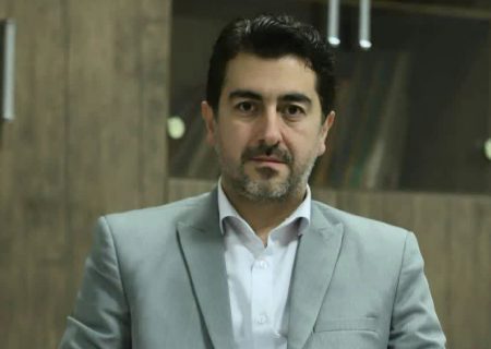 اکران گسترده تبلیغات محیطی در سطح شهر قم