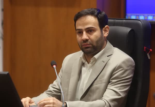 تاکسی زائر با رانندگان مسلط به زبان‌های خارجی در قم فعال می‌شود