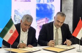 تفاهمنامه گردشگری ایران و عراق در بغداد امضا شد