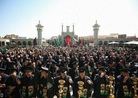 جلوه هایی از ارادت و محبت دلدادگان اهل‌بیت(ع)  به حضرت فاطمه معصومه(س) به همراه تصاویر