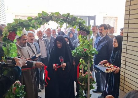 استاندار قم: خیرین مدرسه‌ساز، سرمایه‌های ارزشمند توسعه آموزشی استان هستند