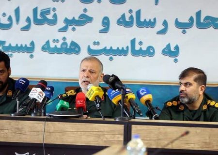 رزمایش کارزار خدمت محله محور در قالب طرح محله های کرامت برگزار می شود