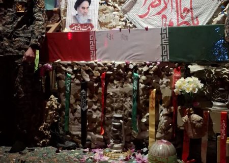 هیئت شیفتگان حضرت علی‌اکبر علیه‌السلام قم میزبان شهید گمنام به همراه تصاویر