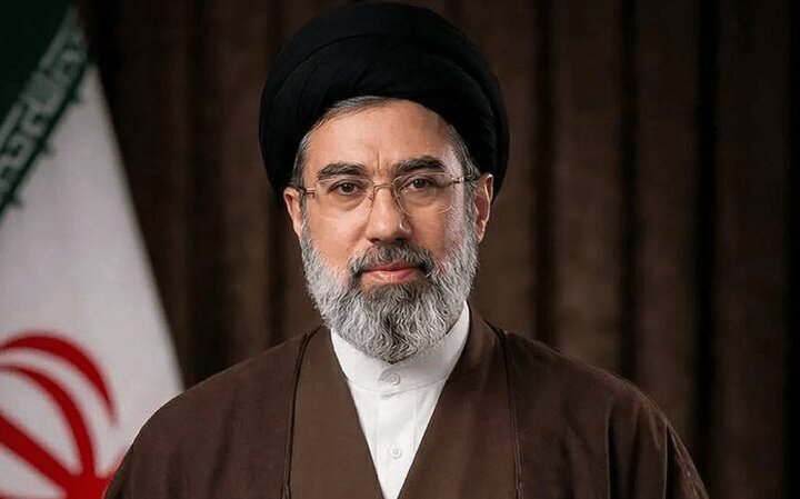 رهبر معظم انقلاب: خط مقدم ایران خیلی بزرگتر از ذهنیت حقیر دشمن است