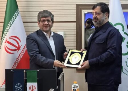 تقدیر مدیرعامل راه‌آهن کشور از استاندار قم برای نقش‌آفرینی در بازسازی ۴۰ ساعته پل راه‌آهن قم پس از حمله متجاوزان آمریکایی-صهیونیستی